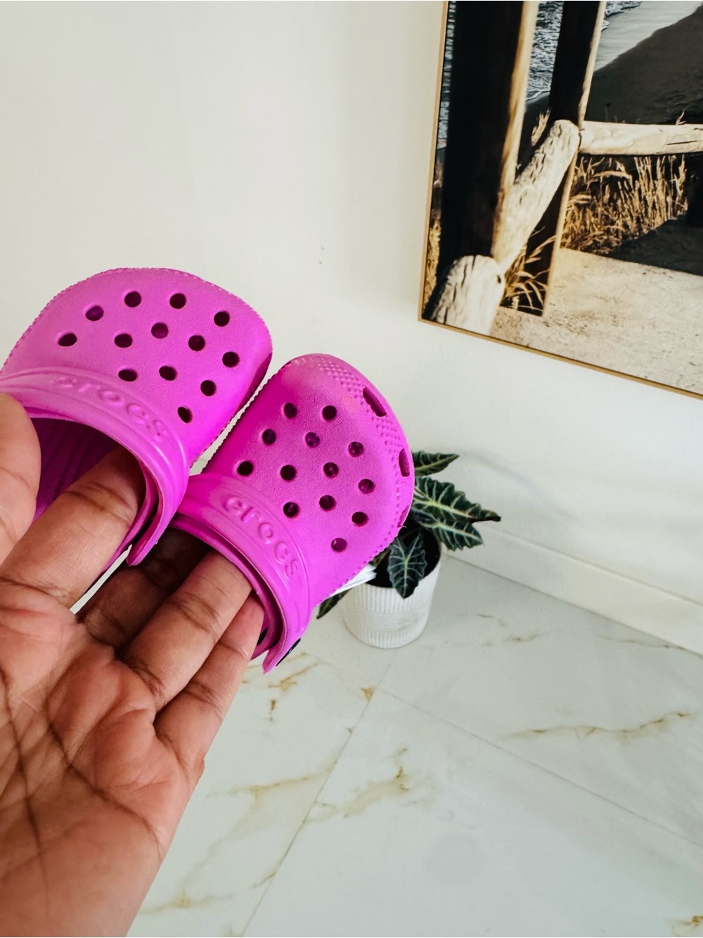 CROCS Kids Hot Pink Classic Clogs with Heel Strap - Picture 3 of 9